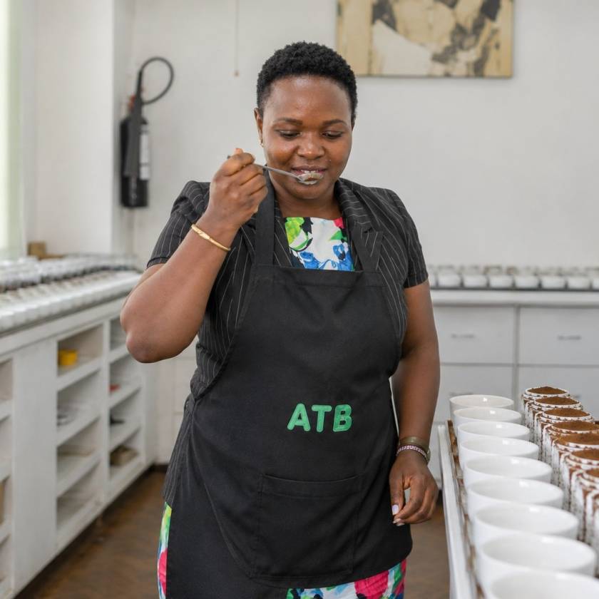 Ruth M Momanyi